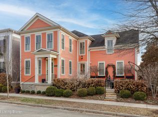 9406 Indian Pipe Ln, Prospect, KY 40059