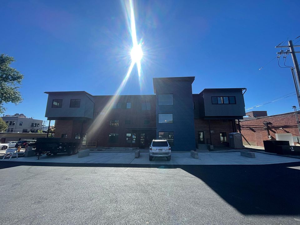 2nd image of 200 N 4th St #1-8