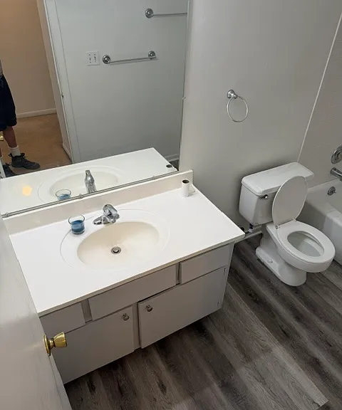 802 Warren Ave #3 — Photo 10