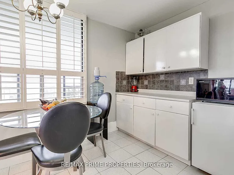 115 Antibes Dr #907 — Photo 10