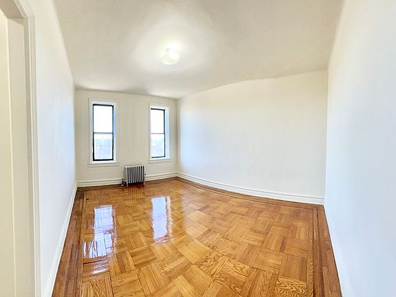 2nd image of 1314 Ocean Pkwy #4Z