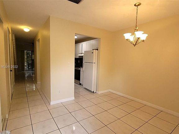 3rd image of 9092 NW 40th St #4