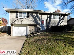 5514 Wilderness Vw, Lincoln, NE 68512