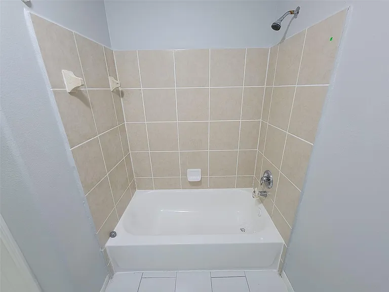 3602 Zephyr Glen Way — Photo 37