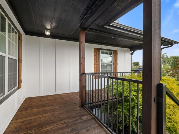 930 Stiff Chapel Rd, Gunter, TX 75058