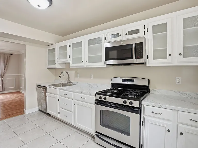2916 Cantania Pl — Photo 8