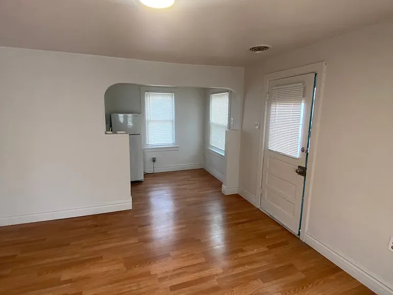3965 S Broadway Blvd #5 — Photo 1