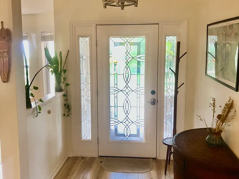 568 Segovia Rd — Photo 3