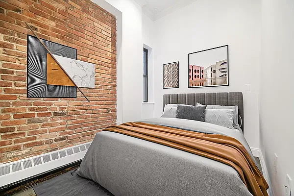 Rented by REAL New York | media 3