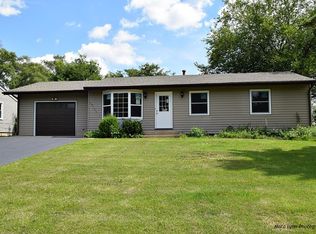 6N155 Florence Ln, St Charles, IL