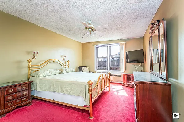 Sold by Coldwell Banker Reliable Real Estate | media 7