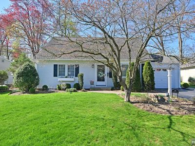 10 Fairhaven Dr, Midland Park, NJ, 07432