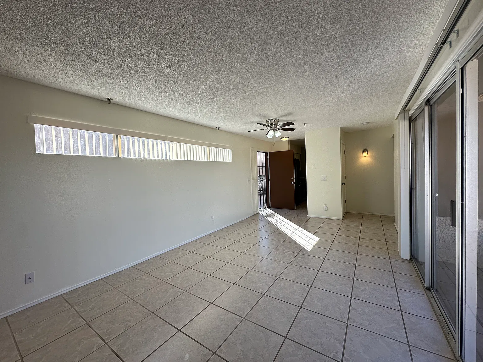 1 bed, 665 sqft, $950 — Photo 3