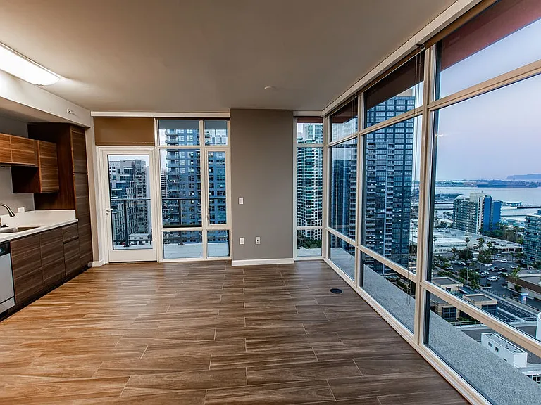 Ariel Suites — Photo 12