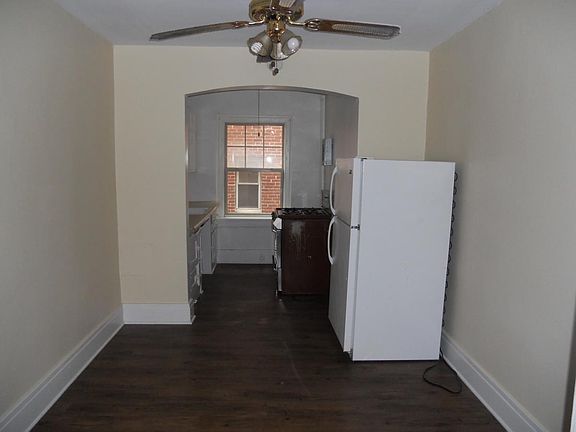 4th image of 217 Elmwood Ave APT 23