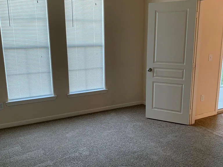 8290 Gate Pkwy W #1315 — Photo 17