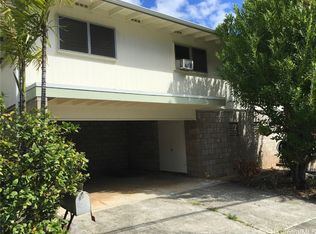 5883 Haleola St, Honolulu, HI 96821