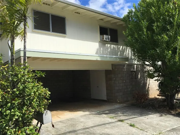 5883 Haleola St, Honolulu, HI 96821