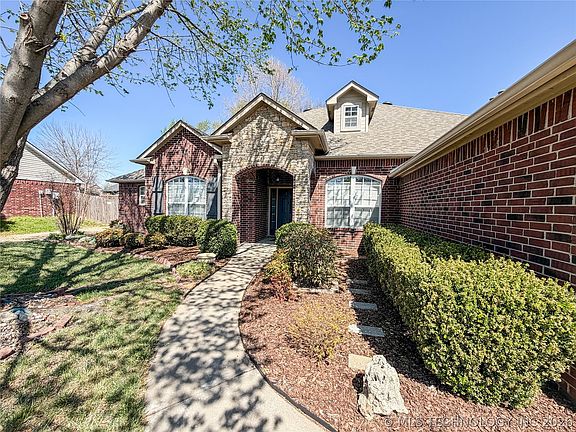 5th image of 5312 Richmond Dr