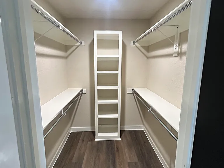 Cooper Ridge Luxury Apartment Homes — Photo 4