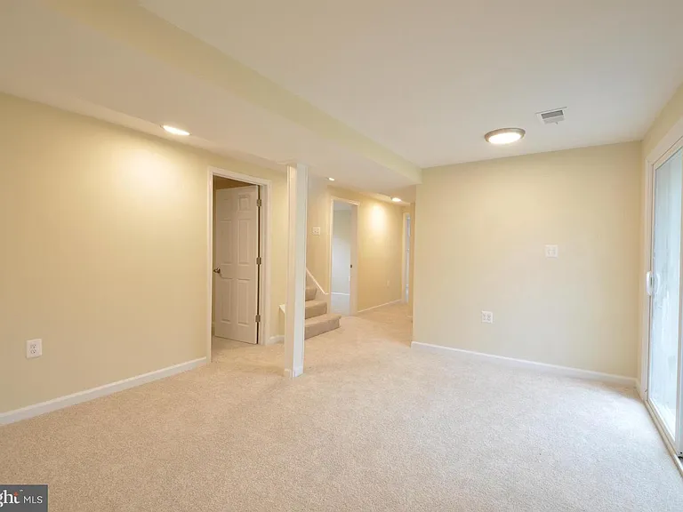 14006 Mapledale Ave — Photo 9