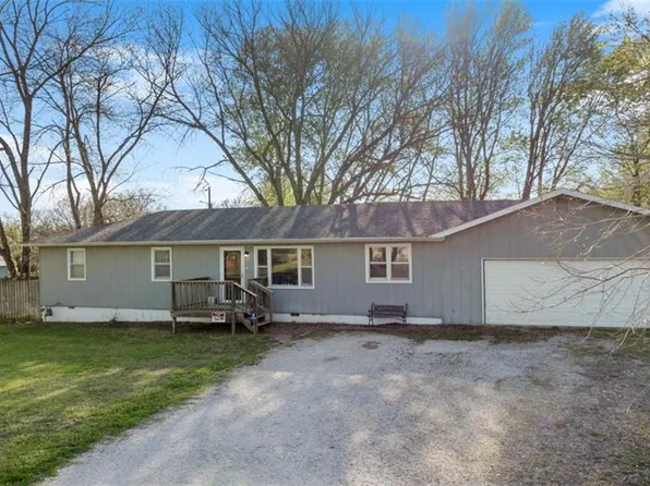 18758 S 1491st Rd, Nevada, MO 64772