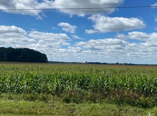 11015 Crabb Rd, Temperance, MI 48182