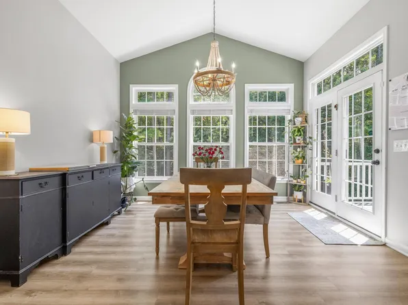 137 Whispering Woods Pl, Gordonsville, VA 22942