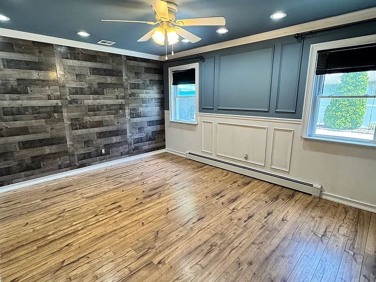 143 N Summit Ave — Photo 5