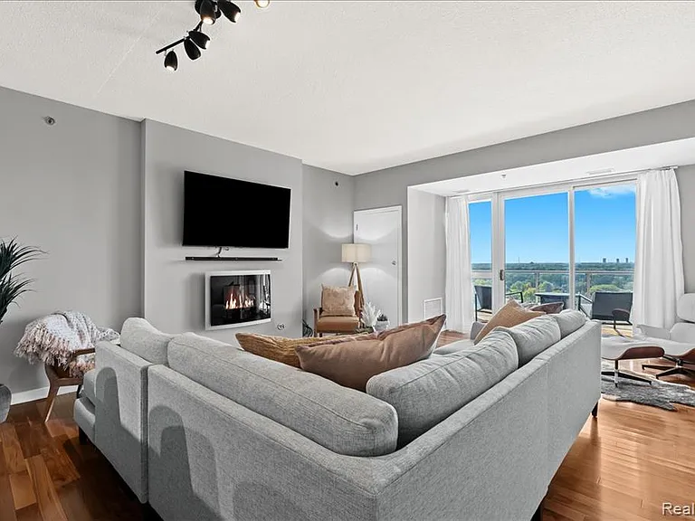 432 S Washington Ave #1506 — Photo 14
