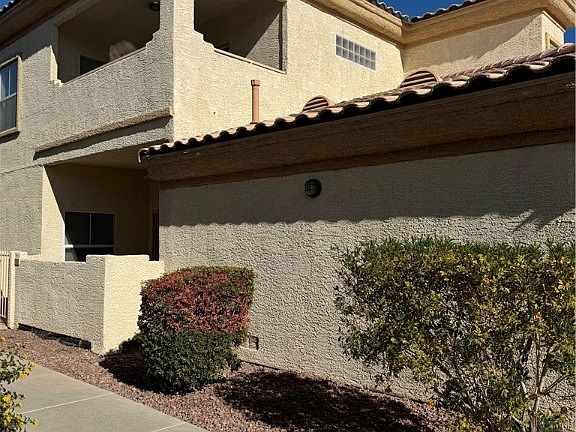 3rd image of 6900 Dorita Ave Unit 101