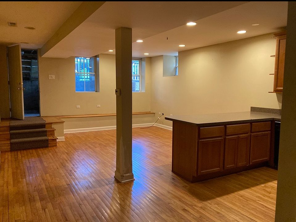 1st image of 2642 N Ashland Ave #1