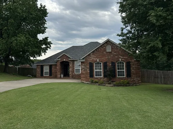 1813 Nightingale Cir, McAlester, OK 74501