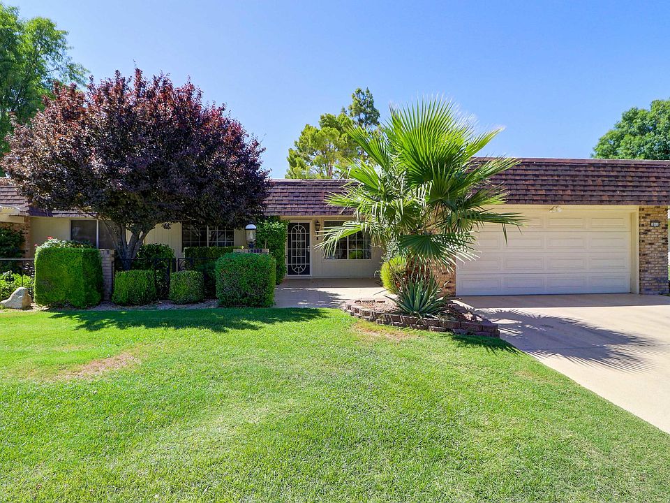 1st image of 10110 W Highwood Ln