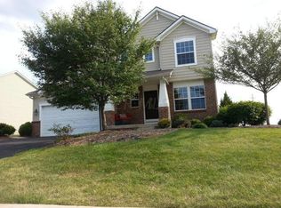 777 Preston Trails Dr, Pickerington, OH 43147