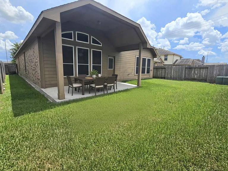 8723 W Crescent Lake Cir — Photo 2