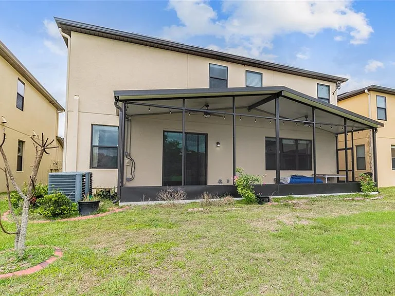 11027 Tahiti Isle Ln — Photo 33
