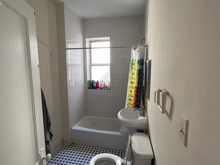 24 Peterborough St #15 — Photo 10