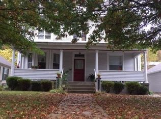 322 5th St APT 2, Beaver, PA 15009