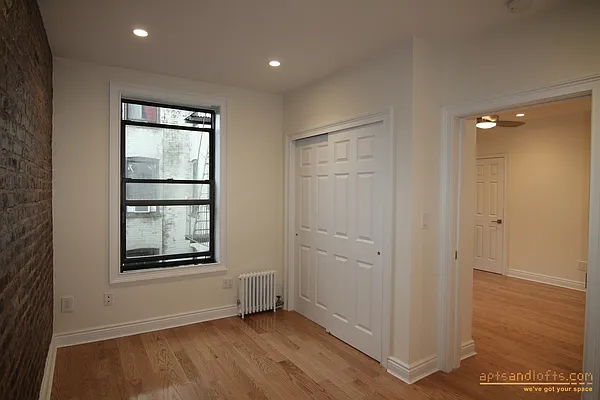 Rented by aptsandlofts.com | media 46