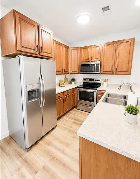105 Orkney Rd — Photo 10