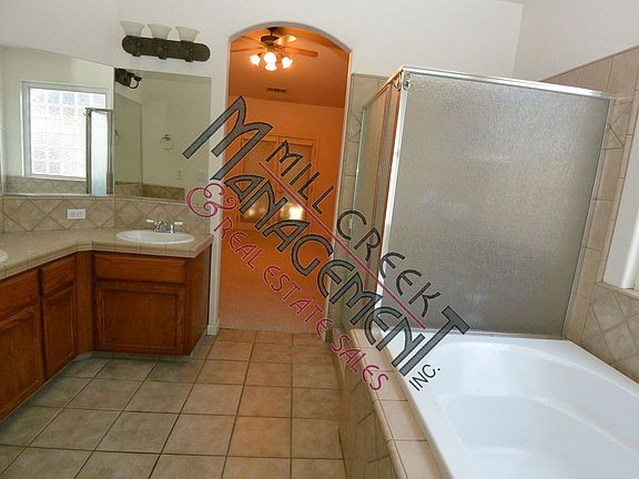5th image of 1330 S Manzanita Ct
