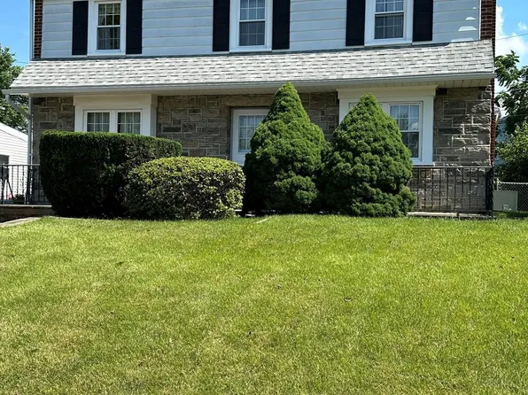 528 Holmes Rd, Morton, PA 19070