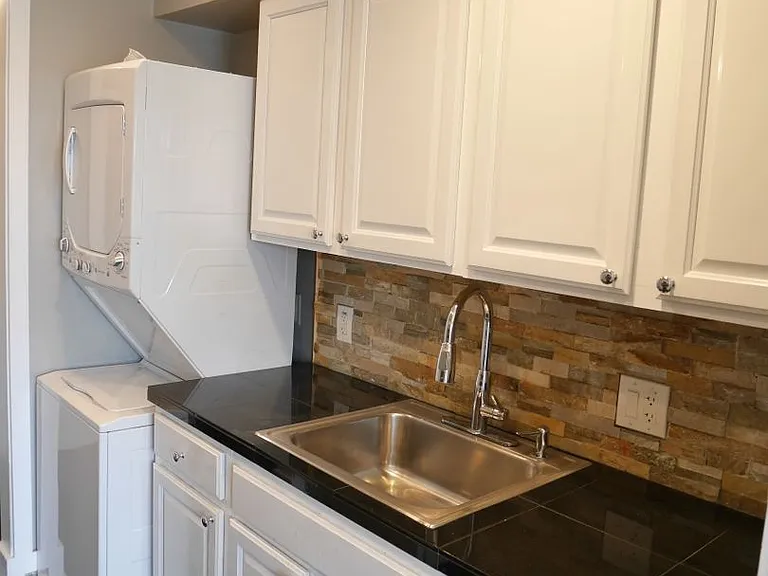 8369 Montgomery Run Rd #I — Photo 6