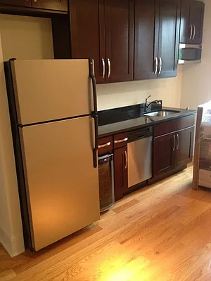 Rented by New Holland Residences | media 17