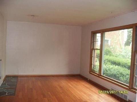 2nd image of 13112 Winchester Ave