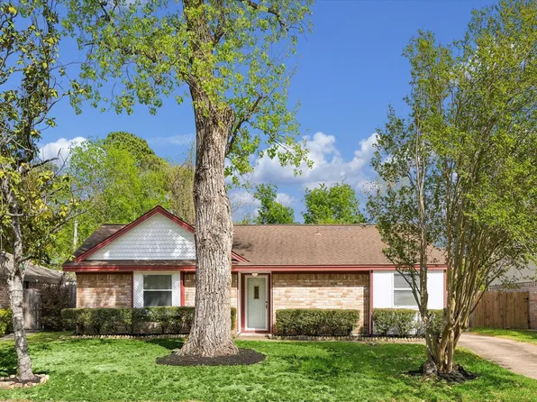 9006 Stone Brook Ln, Houston, TX 77040