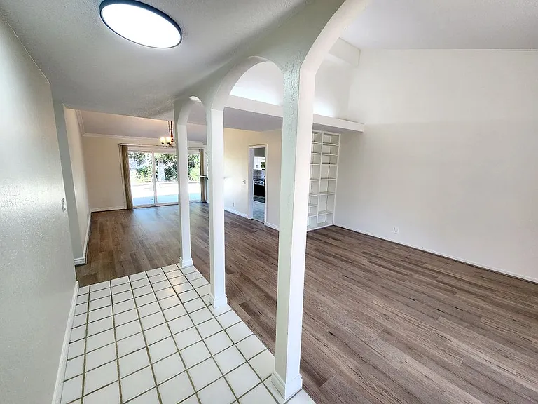 80 N Lucas Ct — Photo 13