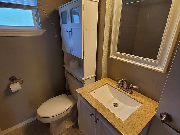 5th image of 1109 S Date Ave