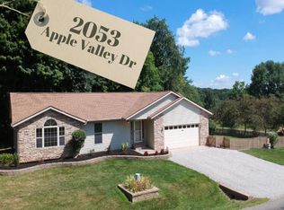 2053 Apple Valley Dr, Howard, OH 43028